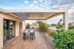 BT Group Pergofree: pergola bioclimatica con inserto vetrato