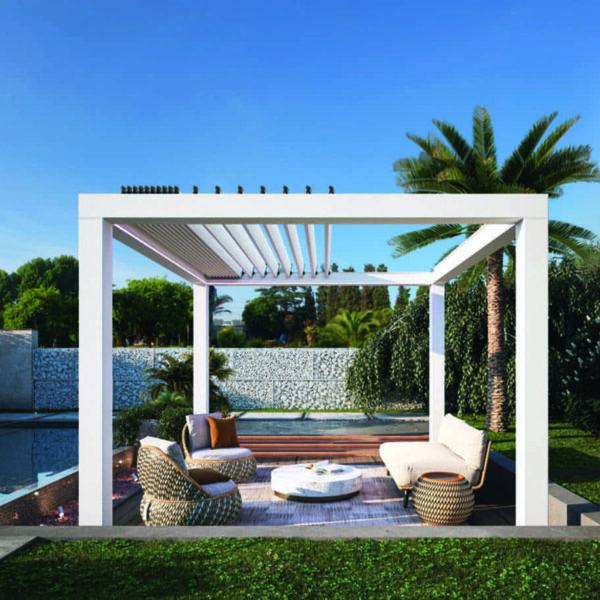 BT Group Pergonext R680: pergola bioclimatica retraibile e orientabile